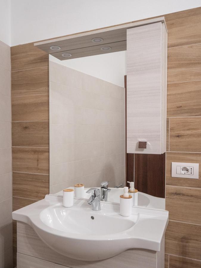 Camelia House Apartment Bellano Exterior foto